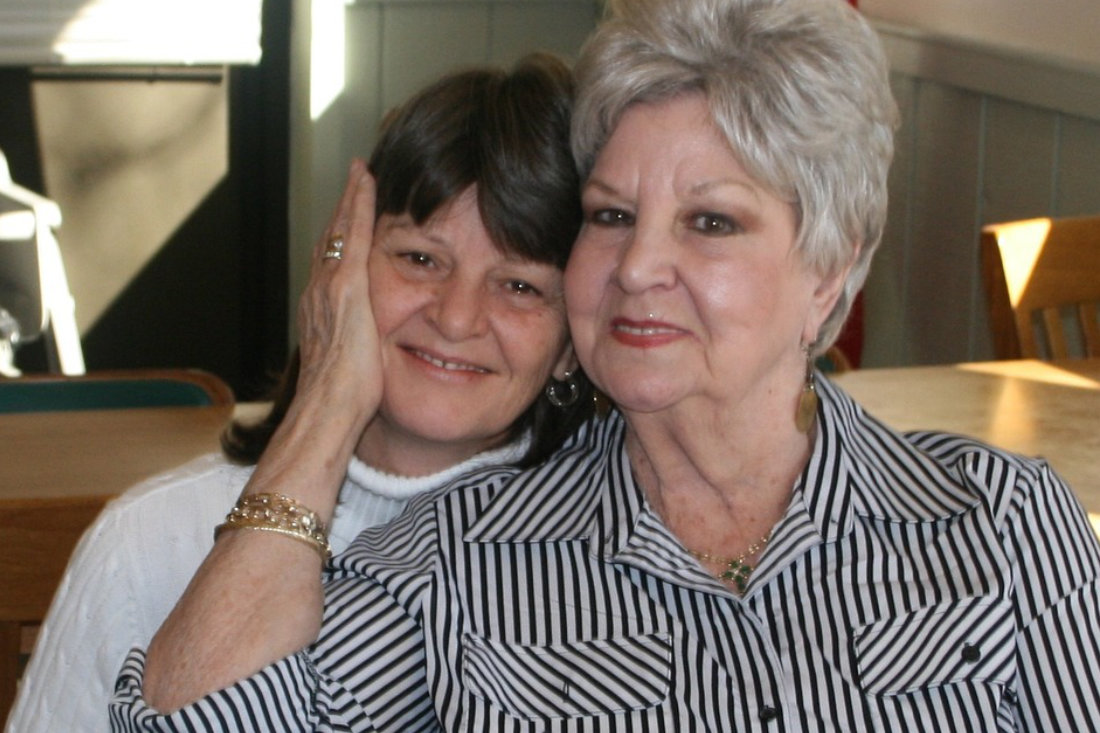 senior with her daughter